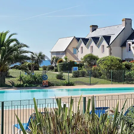 Localise - A05 - Plain-Pied Avec Petite Vue Mer Donnant Sur La Piscine Et Le Jardin - Grande Salle De Bain - Wifi Inclus - Draps Inclus - Animaux Bienvenus - Parking Gratuit Guilvinec Esterno foto